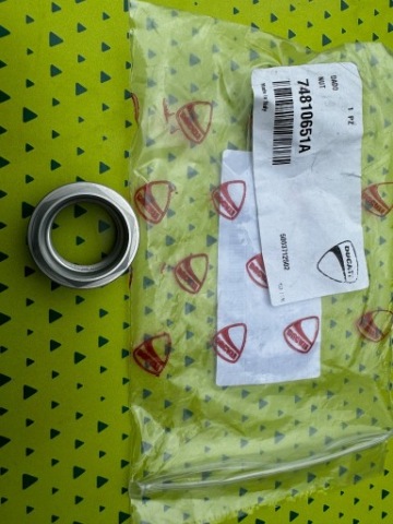 ГАЙКА OSKI КОЛЕСА DUCATI SUPERBIKE / PANIGALE V4S OEM: 74810651A 