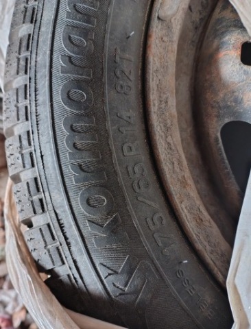 ПРОДАМ ШИНИ ЗИМОВІ 175/ 65 R 14 82T 