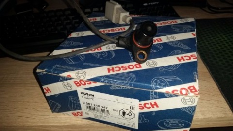 ДАТЧИК ПОЛОЖЕННЯ ВАЛУ BOSCH 0261210147 AUDI VW 