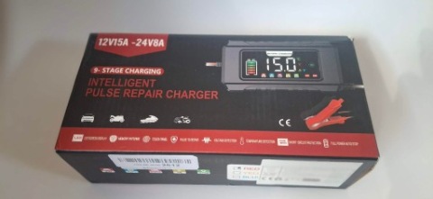 ЗАРЯДНОЕ АВТОМОБИЛЬНАЯ 15 A, 12 V/24 V 