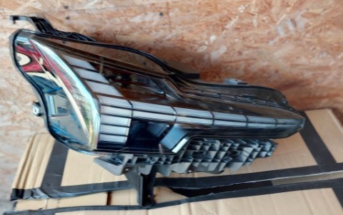 VOLVO EX30 ПОВНИЙ LED (СВІТЛОДІОД) ПРАВА EU 