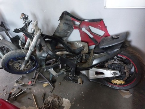 HONDA CBR 600RR PC37 2003R. ЗАПЧАСТИНИ STUNT 