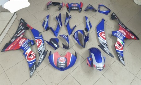 OWIEWKI, LAMPA, ЗАПЧАСТИНИ YAMAHA R6 RJ15 