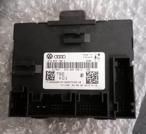 БЛОК КЕРУВАННЯ СИСТЕМА ЗАМКА ЦЕНТРАЛЬНОГО AUDI 8T0959792G 