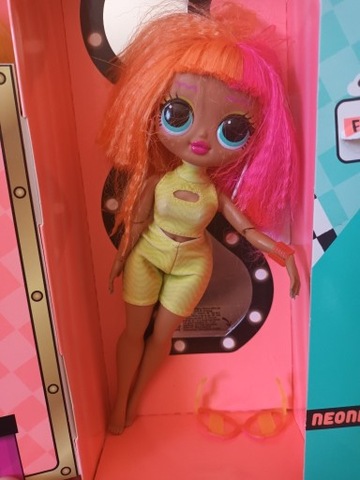 Lalka LOL Surprise OMG Neonlicious