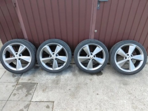 ДИСКИ SKODA GOLUS 18 5X112 ШИНИ 225/40 R18 