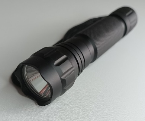 FLASHLIGHT TAKTYCZNA 3 TRYBY XM-L2 LED 501B +18650  