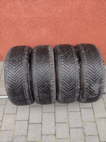 ПРОДАМ 4 ШИНИ CALOROCZNE IMPERIAL 185/55/R15 