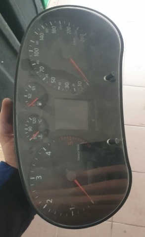 ПРИБОРНА ПАНЕЛЬ AUDI A3 8L VDO ПОВНИЙ FIS 8L0 920 931 E 