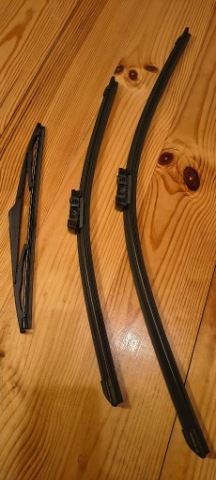 ДВІРНИКИ КОМПЛЕКТ ПЕРІД BOSCH + ЗАД FORD - 650 + 475 + 305MM 