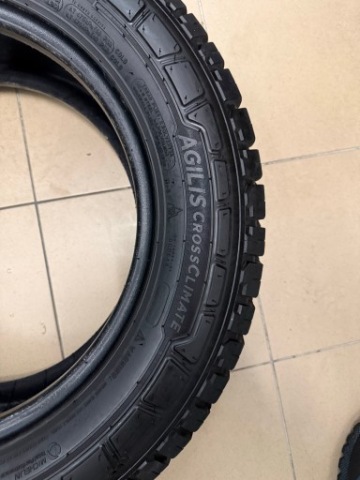 Michelin Agilis CrossClimate 215/65/16C