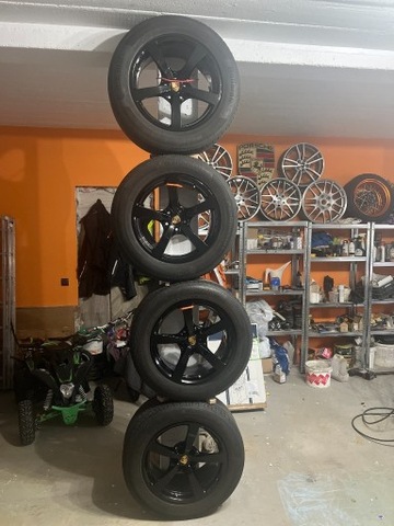 ORIGINAL WHEELS R 18 PORSCHE MACAN DISCS I TIRES  