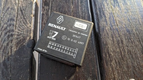 MÓDULO UNIDAD DE CONTROL DE BARRA DE REMOLQUE 381447 RENAULT LAGUNA 3 3  