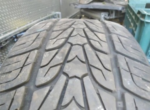 Nexen Roadstone Roadian HP 285/35 22