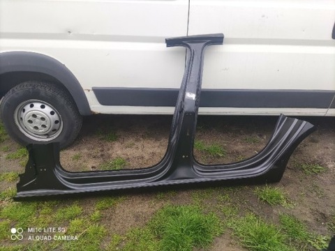 SILL PILLAR LEFT 8W5 AUDI A4  