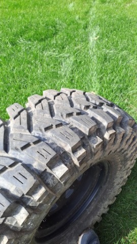 КОЛЕСА JEEP -MAXXIS M8060 TREPADOR 35X12.50R16LT 120K ДИСКИ 16X8J ET-20 5X127 
