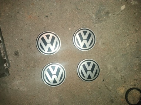 КОВПАЧКИ КОЛЕСНІ ДИСКИ DO ДИСКІВ VW 60MM КОМПЛЕКТ 4 ШТУКИ POLO GOLF ПАСАТ LUPO 