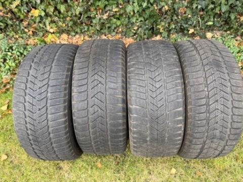 PIRELLI SOTTOZERO 3, 225/45/17 91H , 4 ШТУКИ + ПОДАРУНОК 