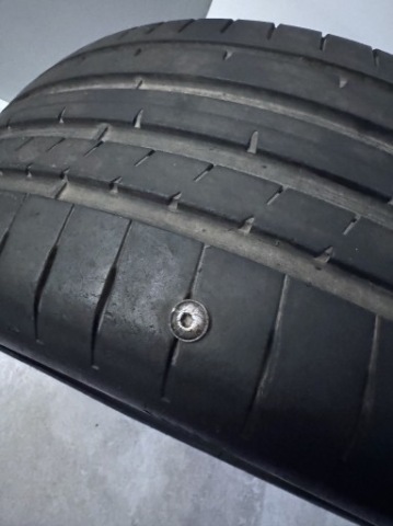 ШИНИ DUNLOP SPORT MAXX RT2 245/40 R18 ВЕРСІЯ Z ПІНКА ПОКРИТТЯ 