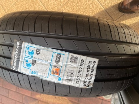ШИНА НОВА GOODYEAR 215/55R17 98W EFFICIENTGRIP 
