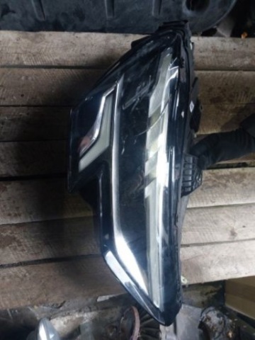 ФАРА ПРАВИЙ ПЕРІД A3 8Y 8Y0941034 ПОВНИЙ LED (СВІТЛОДІОД) 