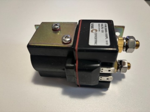 ЗЄДНЮВАЧ СТАРТЕР ДВИГУНА ПІДЙОМНИКА 12V 150AH 
