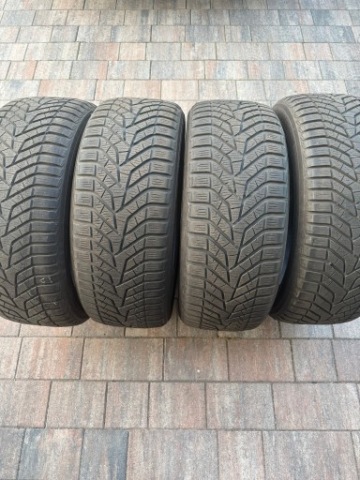 235/50 R19 103V Yokohama BluEarth Winter