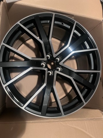 НОВА ДИСК AUDI OE Q8 SQ8 4M8601025DQ 10J X 22” ET21 
