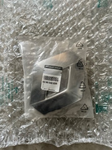 НОВИЙ ЕМБЛЕМА RENAULT 628904053R 
