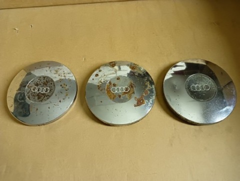DEKIELKI, КОЛЕСНІ ДИСКИ AUDI CHROMOWANE. СТАН ЯК NA ФОТО 3SZT. 