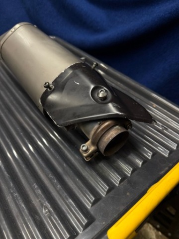 ВИХЛОП ГЛУШНИК YAMAHA R6 RJ11 RJ15 