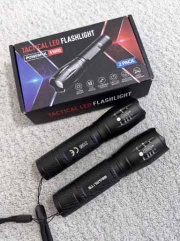 LATARKI TAKTYCZNE АЛЮМІНІЙ LED (СВІТЛОДІОД) GEARLITE S1500 ВОЛОГОСТІЙКЕ 5 TRYBOW ZOOM 