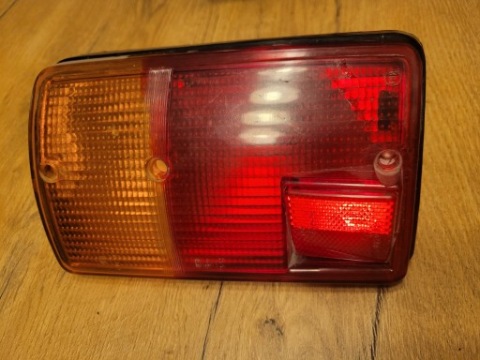 ФАРА ЗАДНЯ ПРАВА FIAT 126 