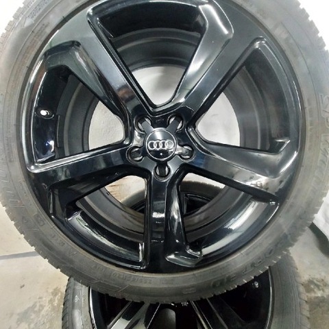 AUDI Q5-Q7 RUEDAS DE INVIERNO DUNLOP 255 45 R20  