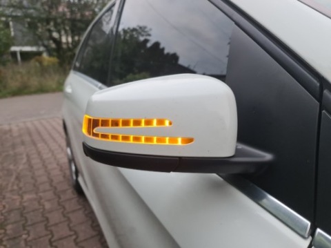 ПОВОРОТНИК ДЗЕРКАЛА MERCEDES A B C E S 2129067301 