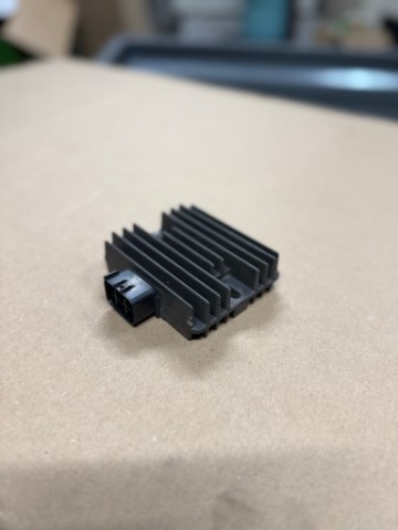 РЕГУЛЯТОР НАПРЯЖЕНИЯ YAMAHA YZF R6 RJ11 RJ15 06-07 08-16 