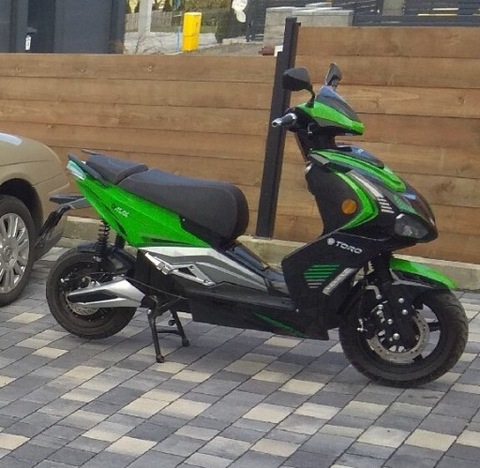 SCOOTER ELÉCTRICO TORQ E-MAX  