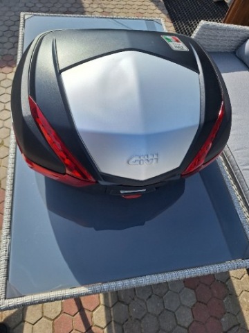 GIVI V47 V47NNT TECH CASE CENTRAL MONOKEY-47L NO LOCK KILKA RYSEK 