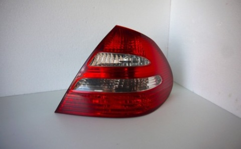 MERCEDES W211 ФАРА ЗАД ПРАВА 2002-06 SEDAN-ORYGINAL NR.A2118200464 