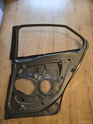 VW JETTA 5/GOLF 5 VARIANT REAR RIGHT DOOR  