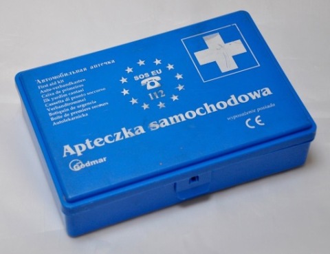 APTECZKA samochodowa UNIJNA bez WYPOSAŻENIA pusta!