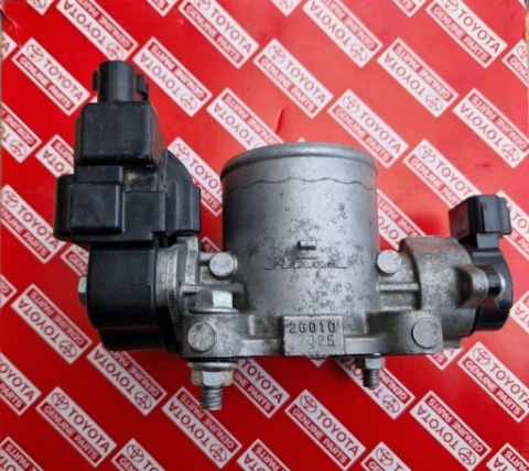 ДРОССЕЛЬНАЯ ЗАСЛОНКА LEXUS 192300-2010 TOYOTA RAV4 VERSO AVENSIS P. КАК НОВАЯ 