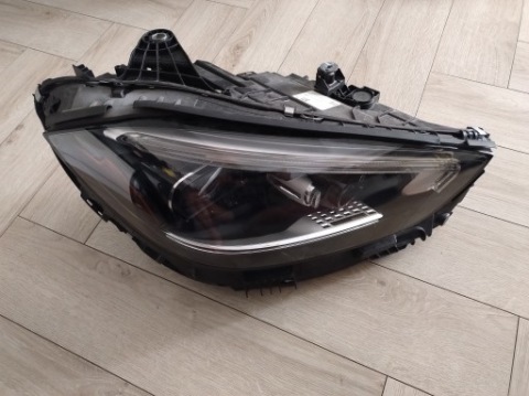 ФАРА ПРАВА DIGITAL LED (СВІТЛОДІОД) США W206 MERCEDES PPF 