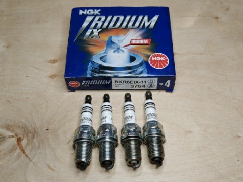 МАЙЖЕ НОВЕ СВІЧКИ NGK BKR6EIX-11 3764 (4 SZT.) 