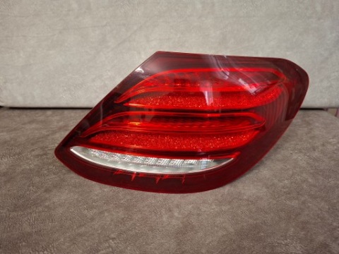 ФАРА ЗАД ПРАВА MERCEDES W213 A2139067800 ODPRYSK 
