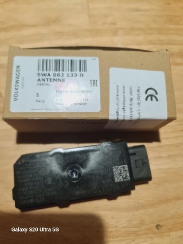 REFORZADOR  DE ANTENA KEYLESS  5WA962133D NUEVO  