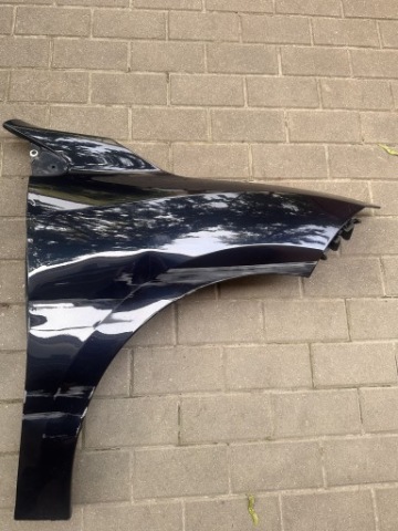 КРЫЛО ПРАВЫЙ ПЕРЕД RENAULT MEGANE 3 NV 472 