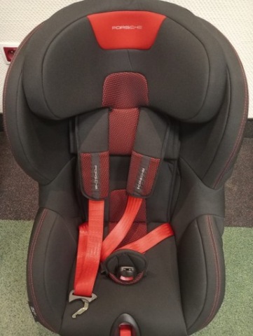 КРІСЛО ДИТЯЧІ PORSCHE KID SEAT I-SIZE (76-105 CM) 