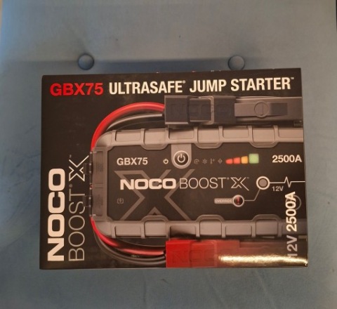 NOCO BOOST X GBX75 - BOOSTER ПУСКОВИЙ / ПРИКУРЮВАЧ 12V 2500A 