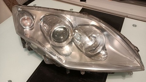 RENAULT LAGUNA LAMP RIGHT FRONT III 260100033R  